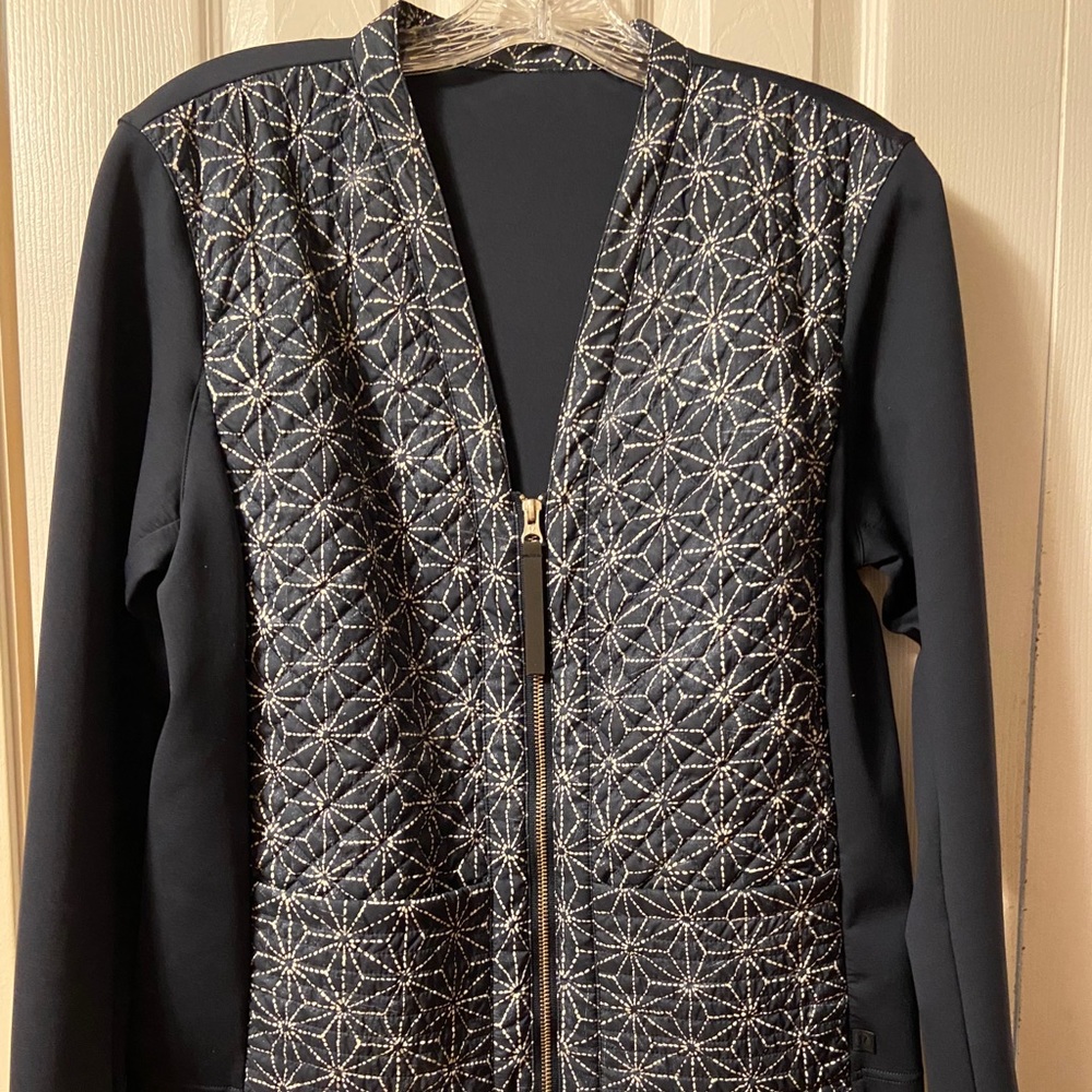 Lululemon zip up